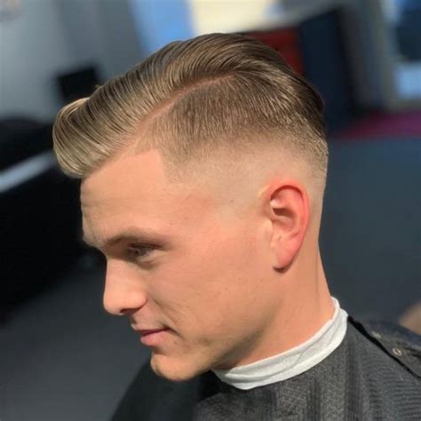 The comb over often gets a bad rap as a 1970s hairstyle for hiding a bald spot on top. Pin on 2019 hair trends