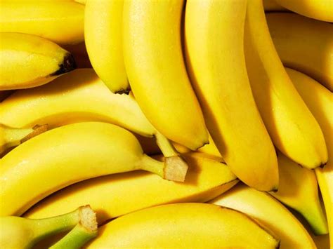 You can whip them up for a hair treat. Are Bananas Fattening or Weight Loss Friendly?