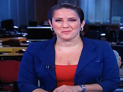 É jornalista formada pela puc/rj e que carregava desde criança o sonho de trabalhar com tv. Christiane Pelajo "A Deusa": Fotos de Christiane Pelajo