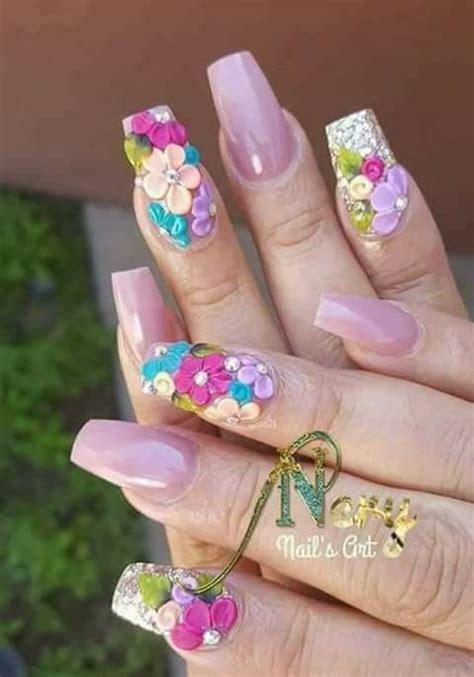 As some of you may know, among all the crafty things i do, i'm also a nail conoce las herramientas necesarias para hacer un pedicure casero pero con resultados parecidos a los de un profesional. Flores Para Uñas Acrilicas - Flores facil Pedicure