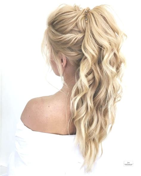 How about the beautiful prom hairstyles. 35 Genius Hairstyle Idea for Long and Straight Hair ...