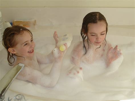 Back in 1967 in a garden shed in orini, new zealand, the earthwise story began with a simple purpose to create products that were better for people, and for the world they live in. bubbles | Cora and Neva take an super bubble bath | M Bret ...