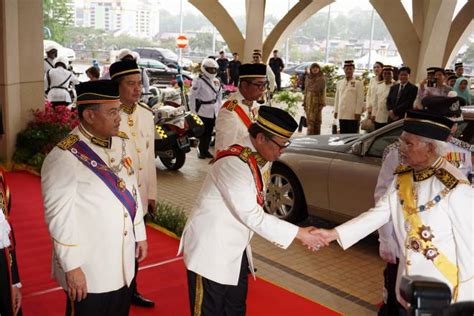 Ini senarai negeri di malaysia. Mesyuarat Pertama Penggal Kedua, Persidangan Dewan ...