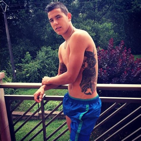 Likes to play short passes. 24 best Lucas Hernandez - FootBall images on Pinterest ...