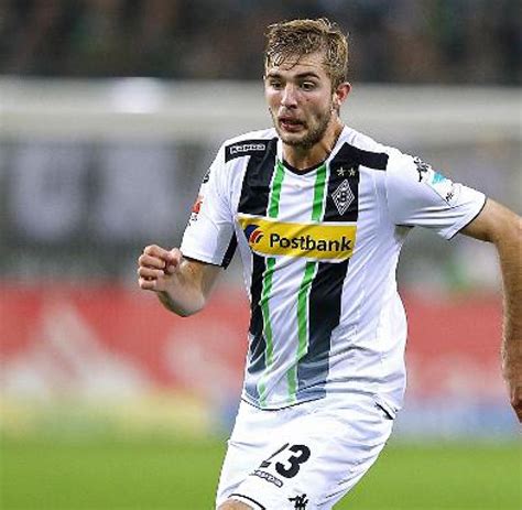 Jul 27, 2021 · borussia mönchengladbach ist am dienstagnachmittag in die neue trainingswoche gestartet. sp-Fußball-BL-Mönchengladbach-Favre-Eberl-Kramer ...