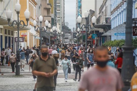 Durante seu início de carreira, cage estrelou uma variedade de filmes, como valley girl, corrida com a lua, birdy. Estado de calamidade pública é prorrogado até março em SC - Notícia Hoje