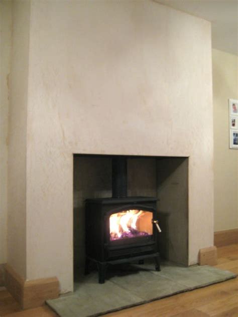 Craig phillips show's you how to build a bespoke artificial chimney breast, to fit a flame affect electric fire, along with installing a flat screen tv. Gallery - Singleton Black