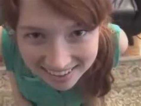 Look at this hot teen. In 2007 Ellie Kemper was "Blowjob Girl" : funny
