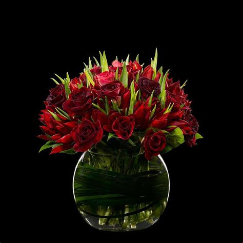 By ordering your flowers using direct2florist, you can see and choose your local florist anywhere in the world. Wonder - The perfect Valentine's Day design in deep, lush ...