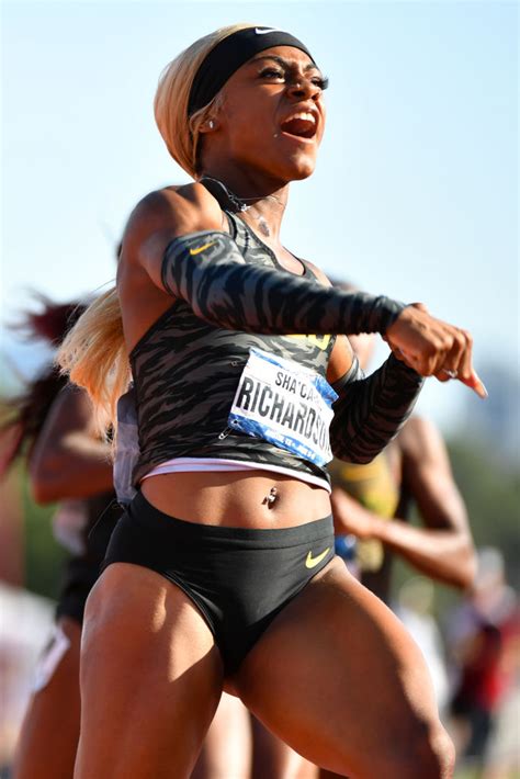 Sha'carri richardson attends a news conference, friday, aug. Sha'Carri Richardson Breaks NCAA Women's 100M Dash Record ...