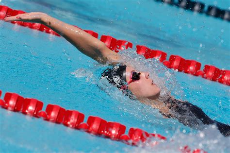 Smith qualified to compete at the 2020. Regan Smith, 17, Sets 200 Back American Record at Cary ...