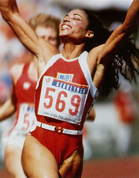 The world records she set in 1988 for both the 100 m and 200 m still st Florence Griffith Joyner | Female athletes, Athlete ...