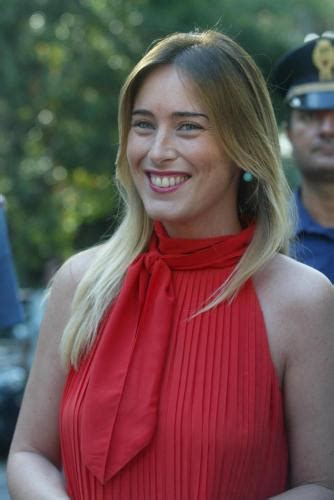 Select from premium maria elena boschi of the highest quality. Maria Elena Boschi, bikini nero sobrio in spiaggia: foto ...