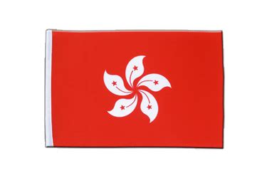 The flag of paris is vertically divided between the traditional colours of paris, blue and red, both of which also feature in the city's coat of arms.blue is identified with saint denis, citation needed red with saint martin. Hong Kong Flagge kaufen - FlaggenPlatz Online Shop