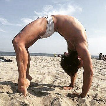 11:55my oh my what an amazing blonde. Gogo Gemini on Twitter: "1st #beach day #backbend #yoga # ...