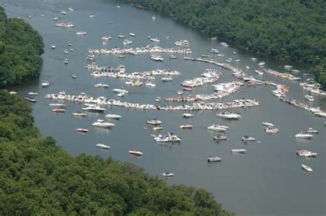 Party cove lake ozarks party video part 1. Party Cove Lake of the Ozarks | Lake Events | lakeexpo.com