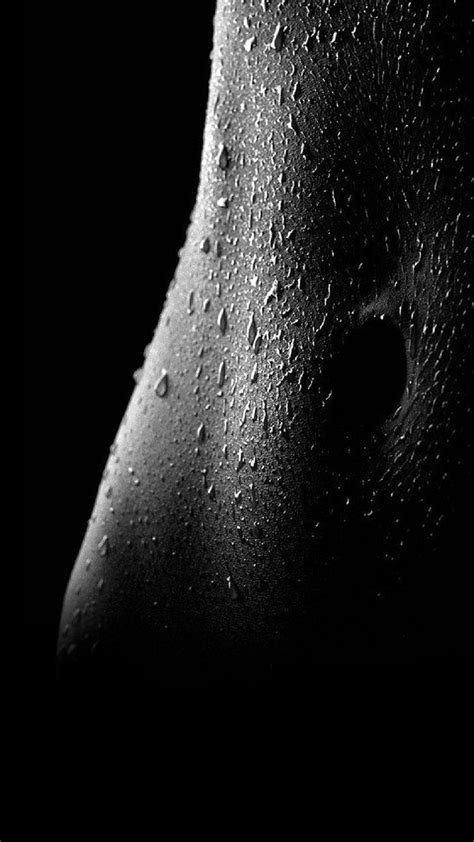 Black iPhone Wallpaper | PixelsTalk.Net