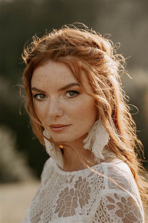 Hochzeitskleid für den schönsten tag im leben auswählen. Laura & Fabio | Boho Hochzeitsshooting im Sonnenuntergang ...