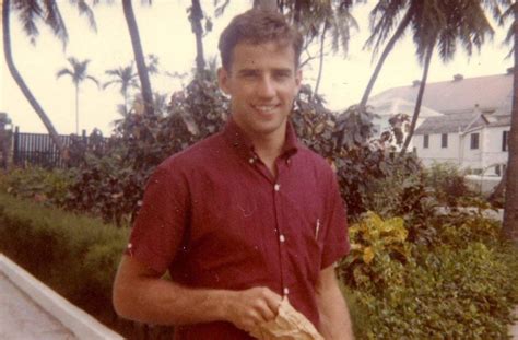 Vice president of the united that last title cemented itself when that iconic photo (and the accompanying memes) of a young biden. Joe Biden House: From His Delaware Digs to His Rehoboth ...