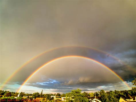 Vibrant Bright Double Rainbow | Very bright vibrant double ...