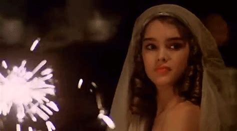 It has susuan sarandon and brooke shields, among others. Brooke shields pretty baby gif 13 » GIF Images Download