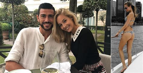 Graziano pellè es un jugador de fútbol de 35 años de italia, (* 15/07/1985 en san cesario di lecce, italia). Viky Varga e Graziano Pellè, fuga sexy a Milano: dalla ...