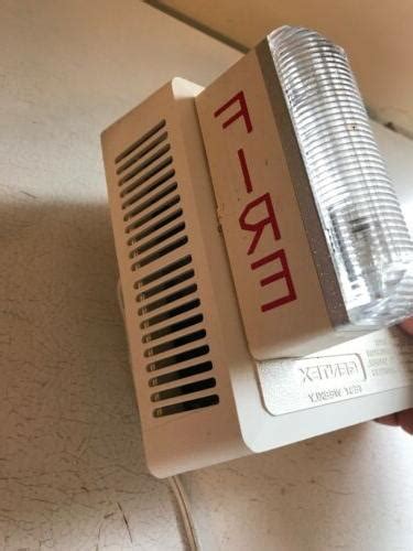 Elvicto smoke combination photoelectric smoke and carbon monoxide detector, ideal for hearing impaired and elderly. Gentex 710LS-W Hearing Impaired Strobe Smoke Fire Alarm