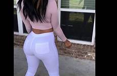 twerking big booty model