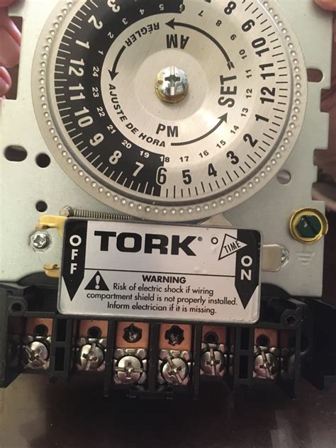 To set the plug timer to the current time, locate the bold arrowhead on the front of the timer. Just purchased a tork 1109 timer for my 22 voly pool pump ...
