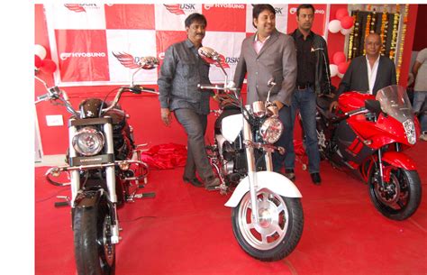 Please contact your nearest dealer for latest price. DSK Hyosung inaugurates showroom in Jodhpur - Autocar India