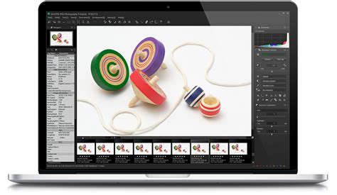 The image is an example of a jpeg image. New features | SILKYPIX JPEG Photography 9 | SILKYPIX