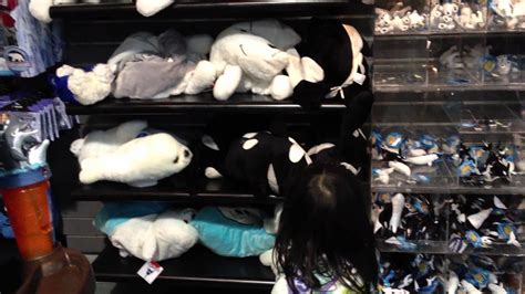 Seaworld rescue light weight blanket. Gift Shop - Sea World San Diego - YouTube