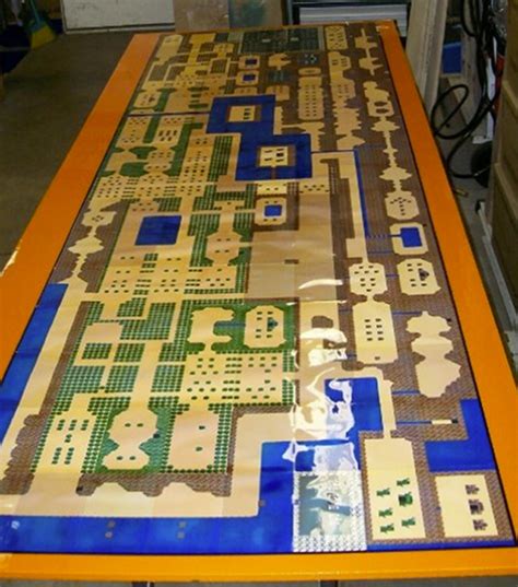 The legend of zelda juego de mesa monopoly *edición francesa* : Mesa con el mapa de Zelda | La Guarida Geek