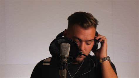Kevin jenewein (27) aus sulzbach song: Kevin Jenewein Dsds 2020 - Dancing On My Own by Calum ...