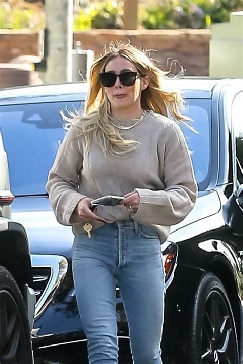 Hilary duff looked radiant when she was spotted during a stop in west hollywood on monday. HILARY DUFF Out in Beverly Hills 02/13/2020 - HawtCelebs