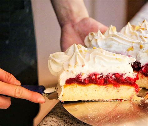 Ob mit oder ohne alkohol wir halten eine grosse auswahl für sie bereit. Cafe & Konditorei Schlosser - Frühstück, Kaffee und Kuchen ...