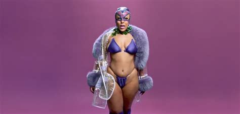 He like the doja with the cat, yeah (cat, cat, cat). HYPEBEAST Music on Twitter: "This Doja Cat "Juicy" video ...