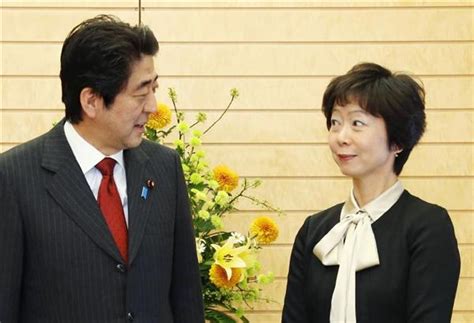 Toshiyo yamada, takako inoue rare match: 【きょうの人】女性初の首相秘書官 山田真貴子さん（53）(2 ...