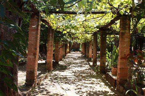 Goiás (also known as goiás velho, old goiás) is a municipality in the state of goiás in brazil. TURISMO BOM E BARATO: GOIÁS VELHO