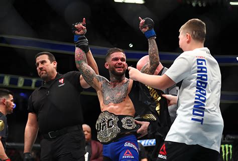 Cody garbrandt met with the press at ufc 207 ultimate media day in las. Как смертельно больной мальчик сделал Коди Гарбрандта ...