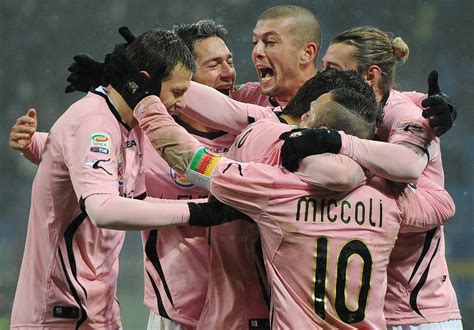 Locally paˈlɛmmʊ) is an italian football club based in the sicilian city of palermo originally founded on 1 november 1900. Buon compleanno Palermo 112 anni in rosanero - Live Sicilia