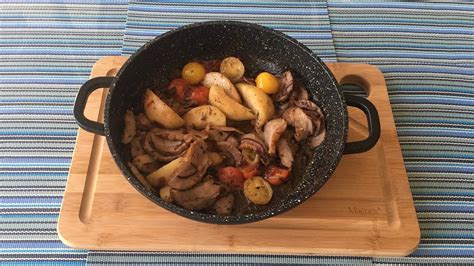 Stir with a wooden spoon to loosen browned bits. Goose Breast with Pears and Balsamic Vinegar | Гусиная ...