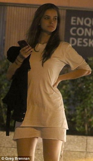 Sep 22, 2017 · barbara palvin 'scores' with football ace neymar following wild night out in london victoria's secret angel barbara palvin sneaks out of a flat in the early hours after partying all night with football star neymar. Barbara Palvin emerges at 5am after partying with Neymar ...