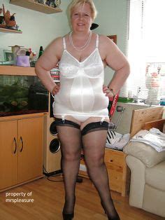 Mature fattie in the metro. Granny girdle retro vintage