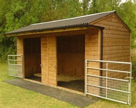 For warmer weather, we also. Inexpensive mini horse shelters | Horse shelter, Horse ...