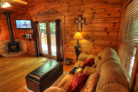 Rent a cabin for the weekend. Weekend Runaway 3 - Maples Ridge Cabin Rentals