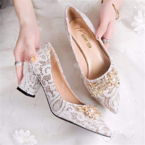 Please keep this in mind when using the chart below. Lace Wedding Heels Kasut Kahwin Nikah Size 34-40 | Shopee ...