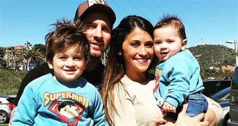 Jorge spent most part of his life in a big industrial city of rosario. Barcelona Star Lionel Messi Set To Marry Childhood Girlfriend