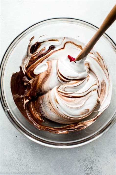Julie sharp, pastry chef from callebaut uk shows us this simple idea to make chocolate mousse with liquid centres using callebaut chocolate, in this easy to. Sky High Chocolate Mousse Pie + Video | Sally's Baking ...