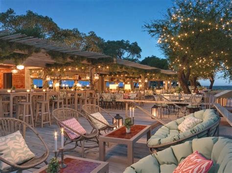 Apr 16, 2020 · am miami beach gibt es eine windgeschützte terrasse, ebenfalls ein restaurant, einen kinderspielplatz, eine schwimmende sonneninsel auf dem meer, auf der ihr auf matratzen chillen könnt. St. Tropez's Beach Clubs (PLAGE PAMPELONNE) - ICONIC RIVIERA